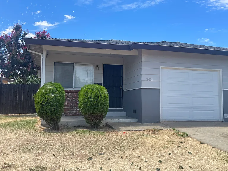 10451 Buena Plaza Cir — Photo 2