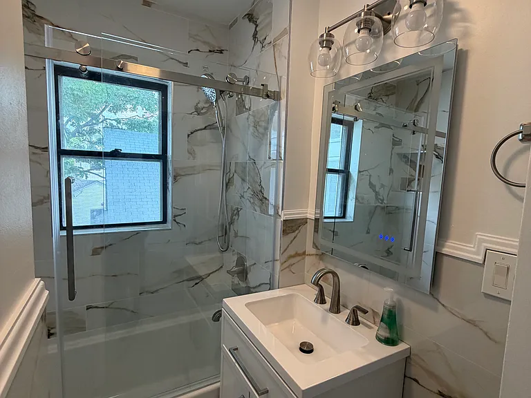 15 Linwood St #2 — Photo 4