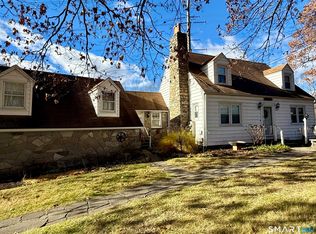 176 Pocono Rd #2, Brookfield, CT 06804