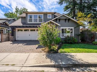 331 NE Fetzner St, Grants Pass, OR 97526