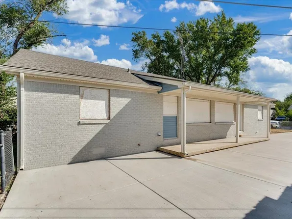 1233 N Lorraine Ave, Wichita, KS 67214