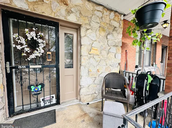 2644 S Warnock St, Philadelphia, PA 19148