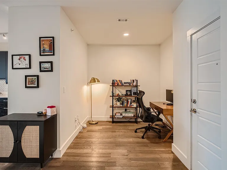 3114 S Congress Ave #201 — Photo 4