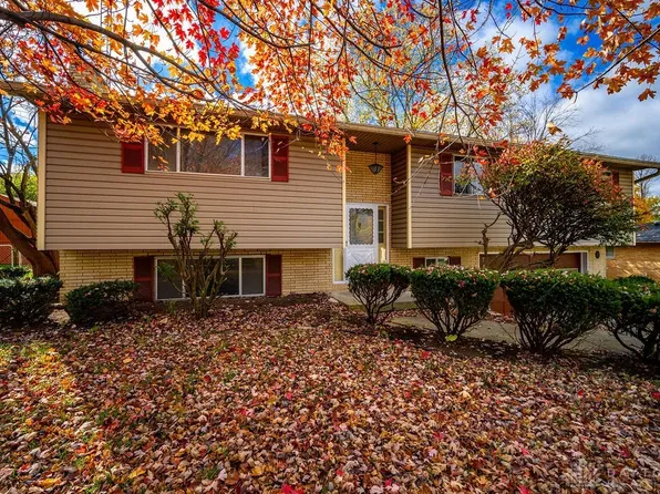 2554 Loris Dr, Dayton, OH 45449