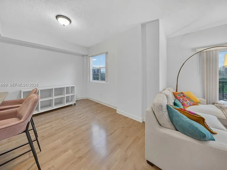 1627 SW 37th Ave #401 — Photo 13
