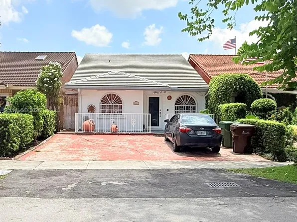 5941 W 20th Ln, Hialeah, FL 33016