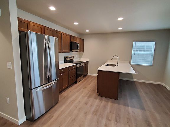 Premium stainless steel appliances