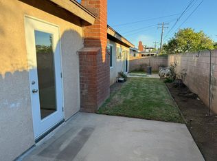 1054 Napa St, Tustin, CA 92780