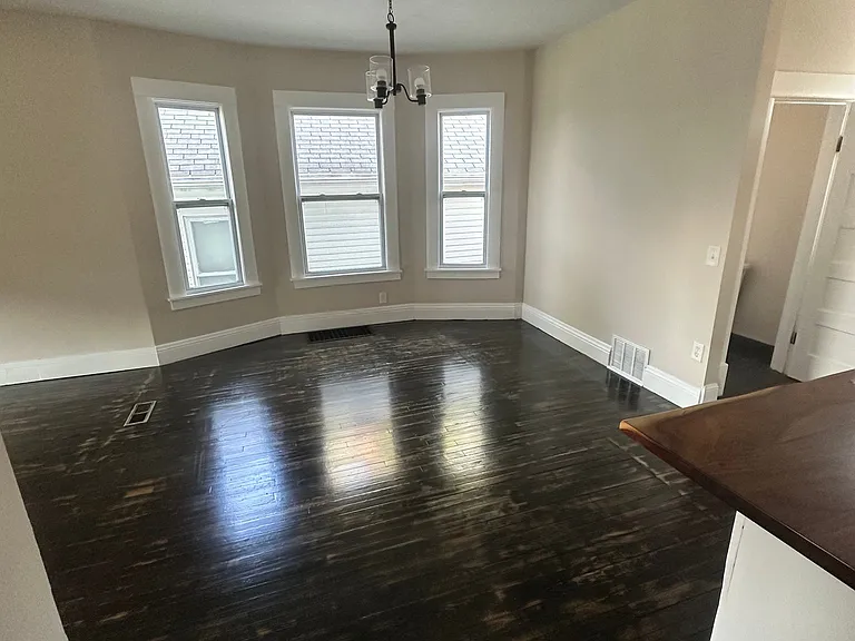 2510 Duncan St — Photo 11