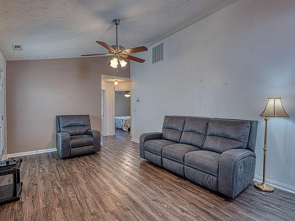 3rd image of 4232 Halford Dr