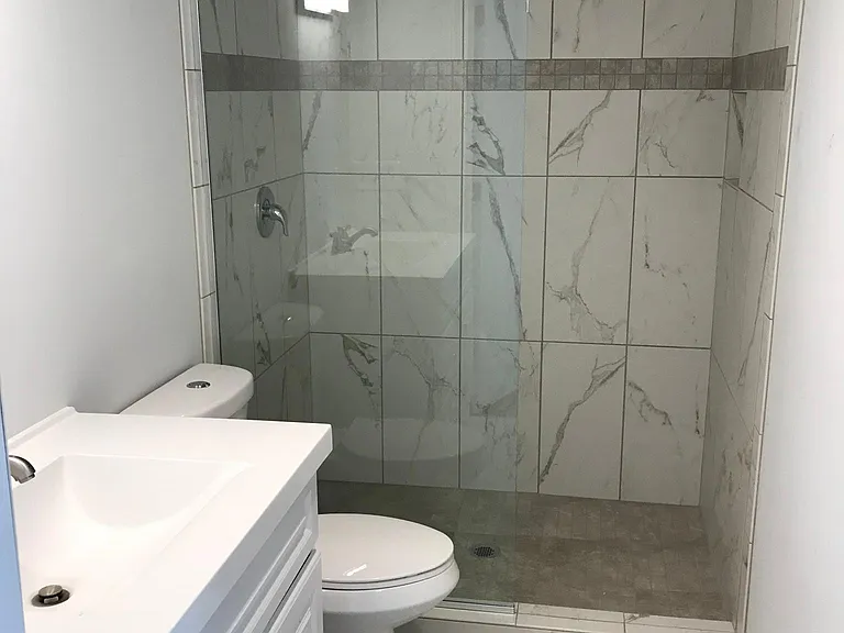512 E Broadway St #6 — Photo 4