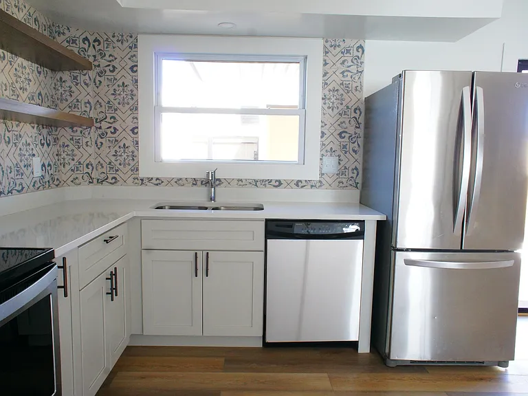 3827 S Mill Ave #1 — Photo 4
