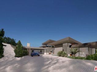 11729 Laurelwood Dr, Studio City, CA 91604