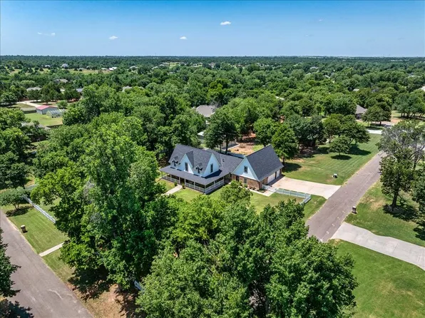834 County Street 2984, Blanchard, OK 73010