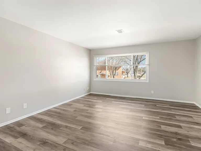 1344 Camden Way #B — Photo 5