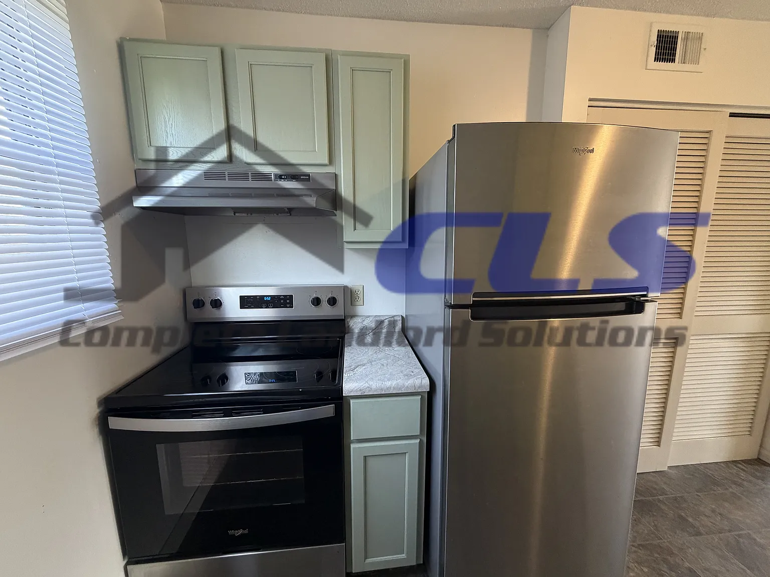 820 Poplar Street - 6 — Photo 3
