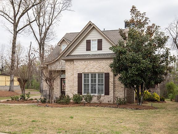 3rd image of 139 Oxmoor Rdg