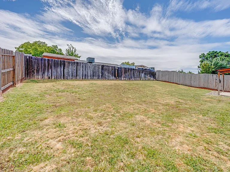8338 Willow Tree Way — Photo 39