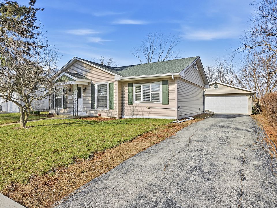 1st image of 22106 E Churchill Dr