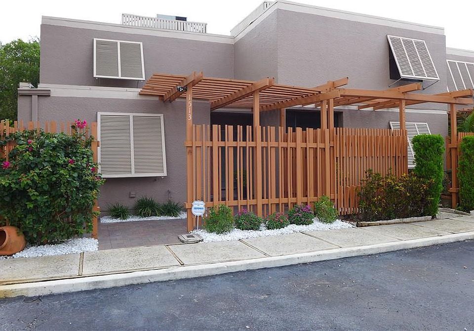 1st image of 1513 NW 112th Way #1513