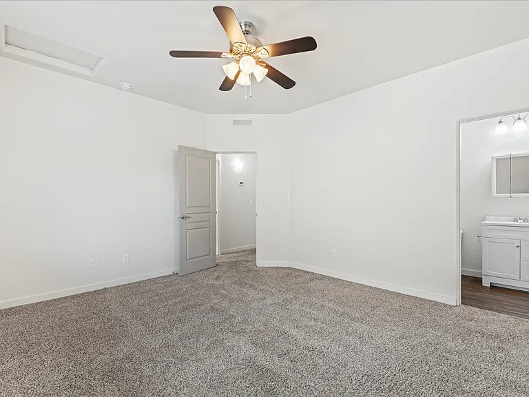 Verraso Village Townhomes — Photo 49