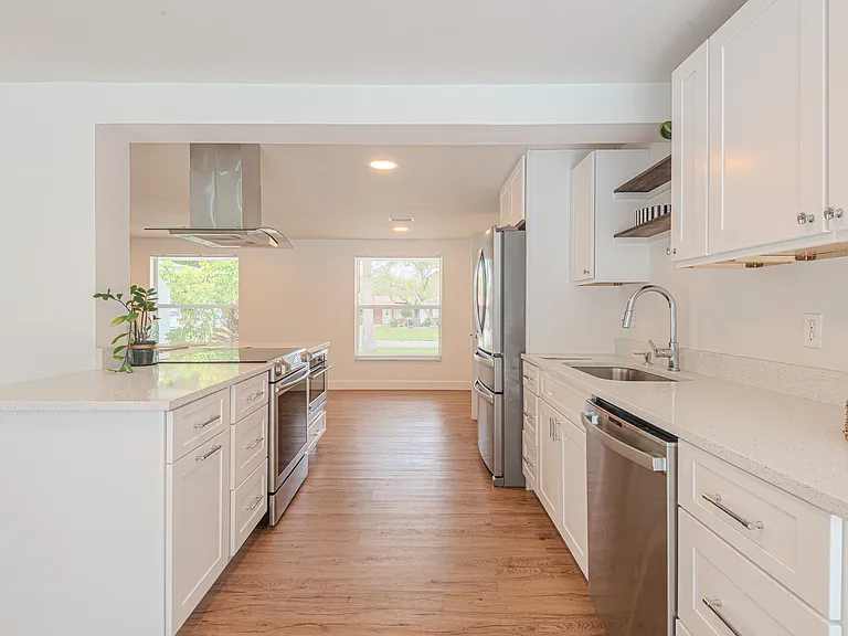 3975 Coleridge Pl — Photo 11