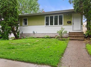 1330 Reaney Ave, Saint Paul, MN 55106