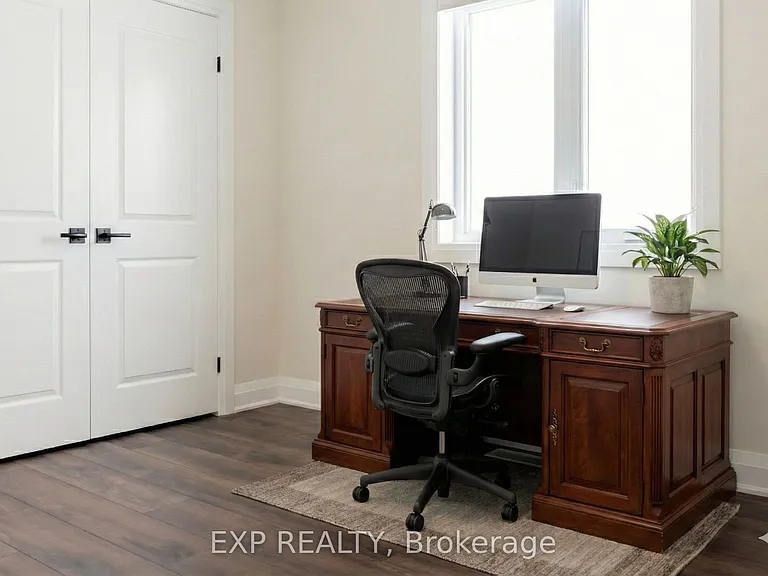 6 Dominique St — Photo 20