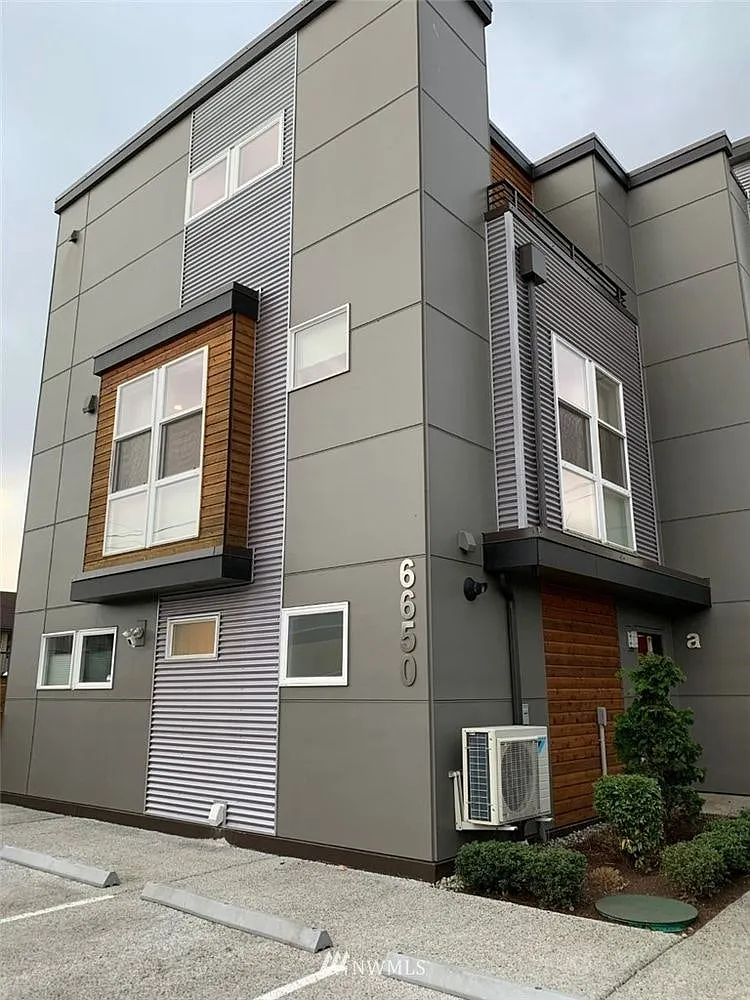 6650 Corson Avenue South, Unit A — Photo 1