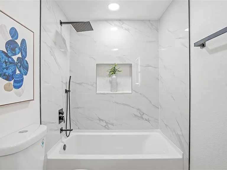 1004 Idlebriar Way — Photo 17