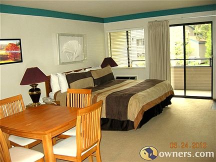 King Bed Fully Furnished