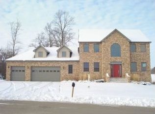 725 Brandon Ln SW, Rochester, MN 55902