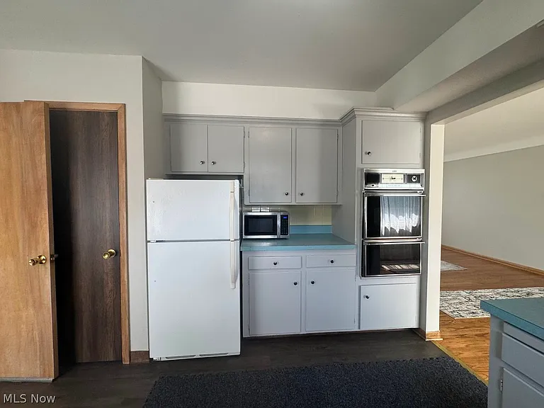 7726 York Rd — Photo 16
