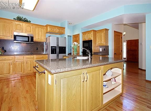 5th image of 4970 Nightshade Cir