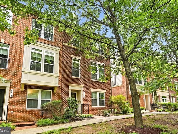 3rd image of 430 Lady Fern Pl