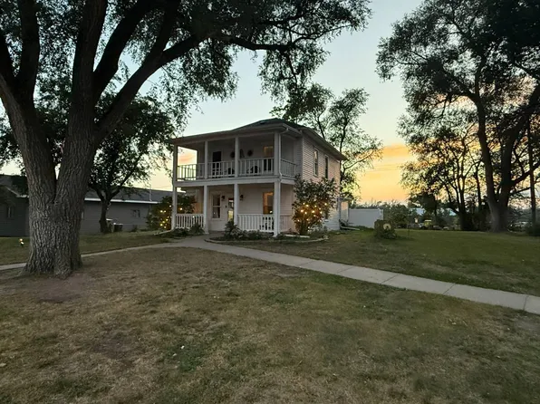 206 Washington St, Stuart, NE 68780