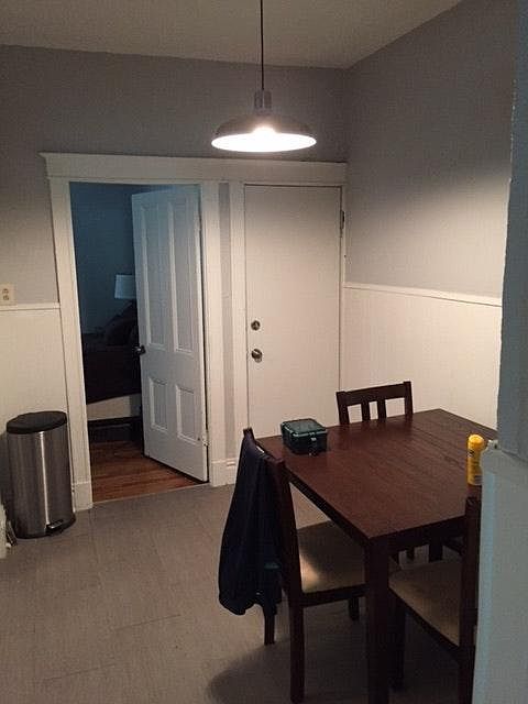Eat in kitchen