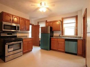 45-47 Locke St #2, Cambridge, MA 02140