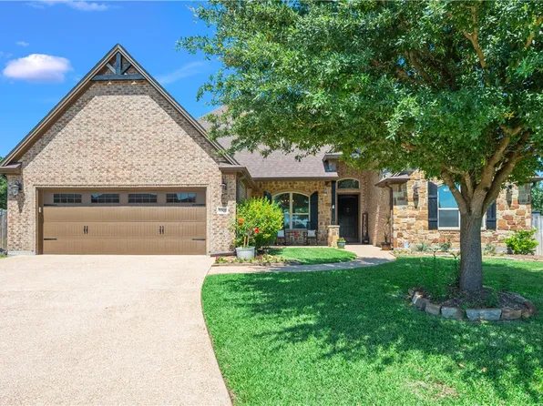 3301 Covington Ct, Bryan, TX 77808