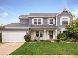 112 Bedford Ave, Sugar Grove, IL 60554