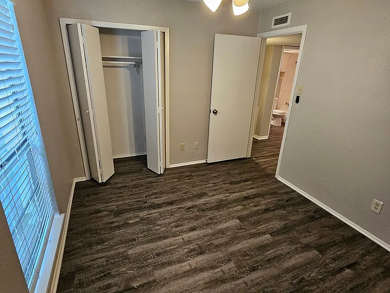 3937 O'Hare Dr — Photo 12