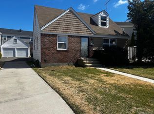 551 Emerson Street, Uniondale, NY 11553