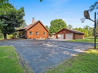 5026 Allen Rd, Little Suamico, WI, 54141