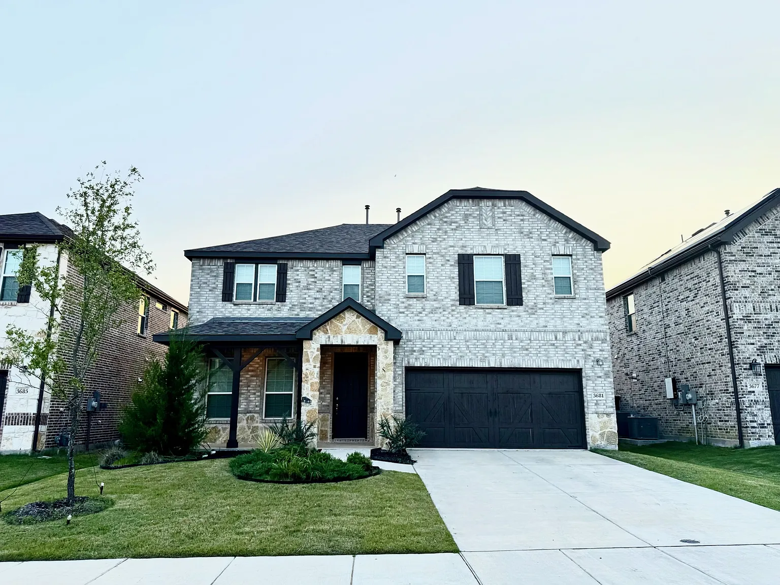 6 bed, 3521 sqft, $3,500 — Photo 1