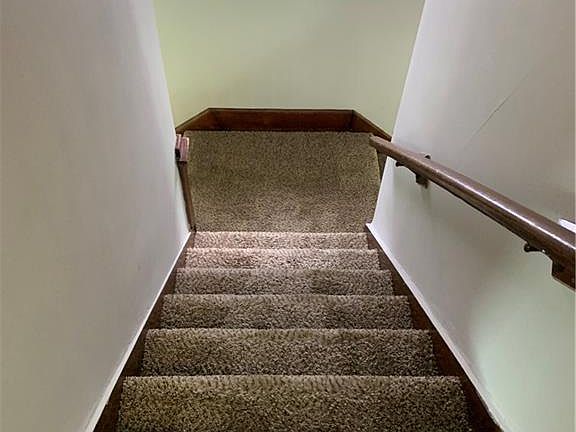 5th image of 537 Kolping Ave