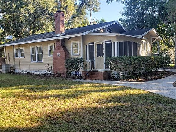 2nd image of 172 E Lake Mary Ave