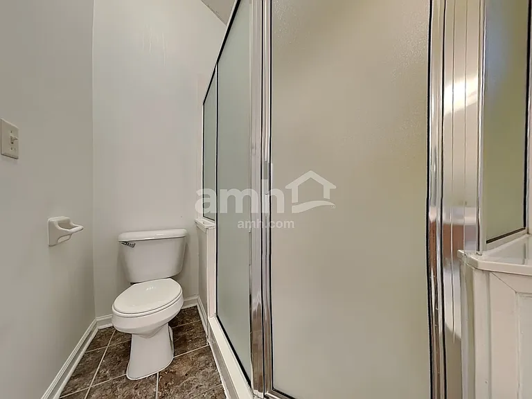 6889 Show Boat Ln — Photo 11