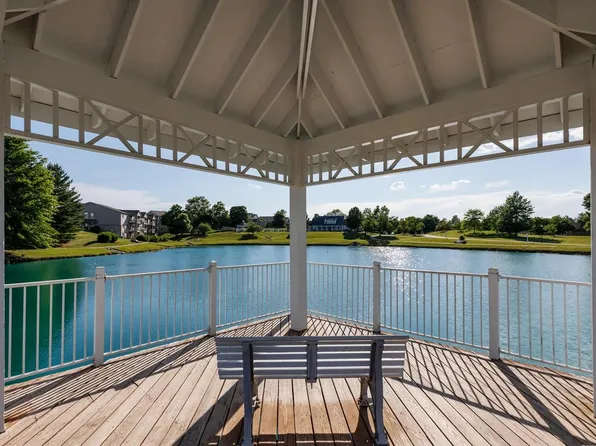 1804 Ashley Ct APT 102, Florence, KY 41042