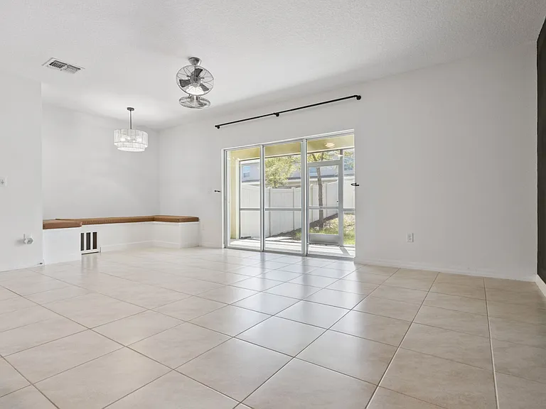 9030 Carlotta Way — Photo 6
