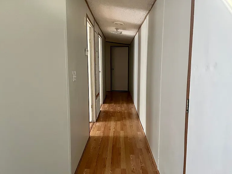 540 Guillot Rd #E — Photo 9